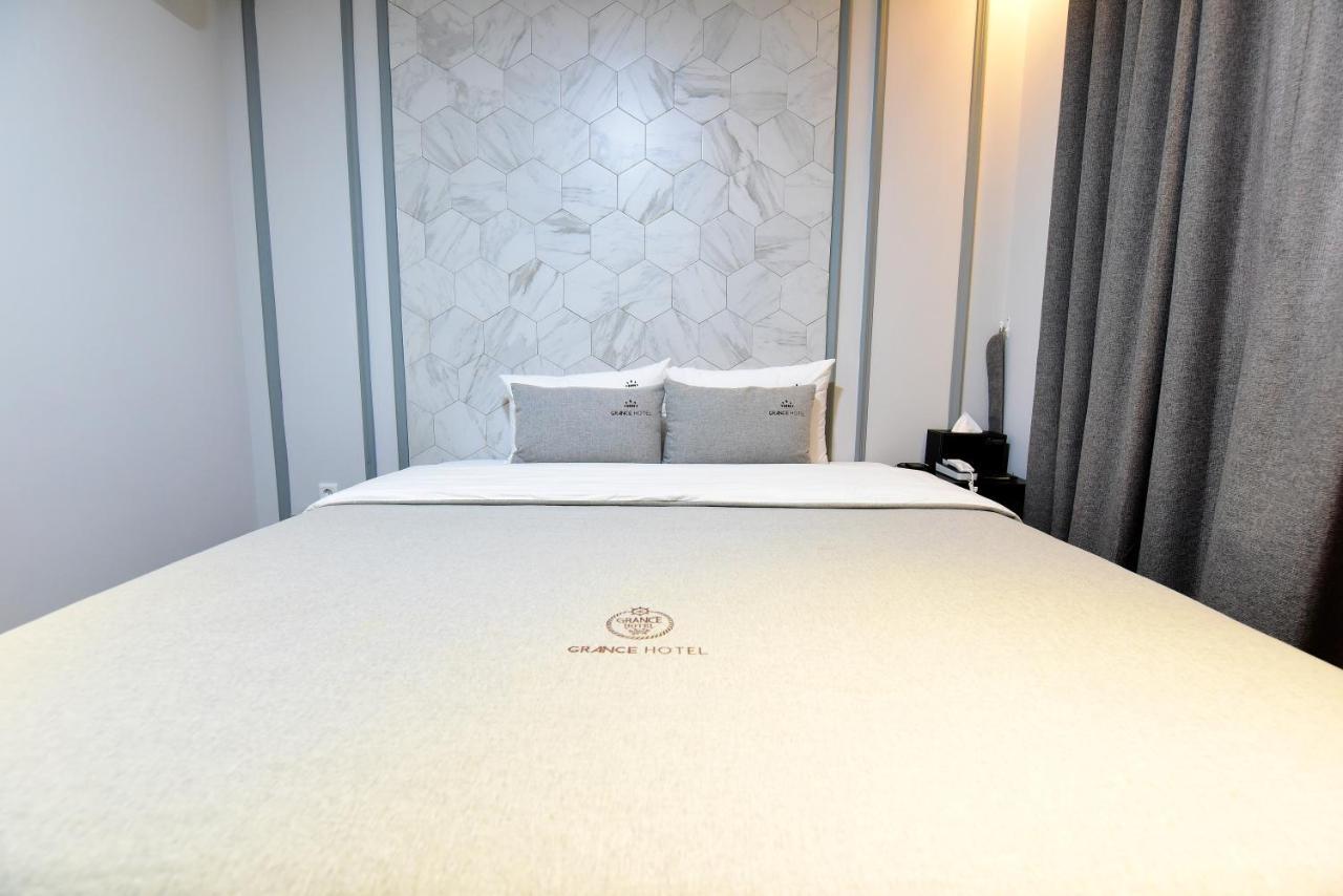 Grance Hotel Busan Exterior photo