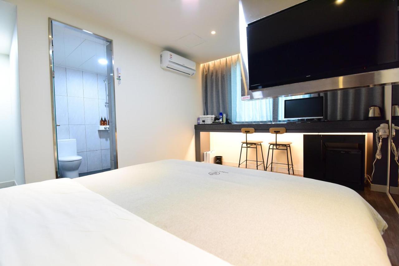 Grance Hotel Busan Exterior photo